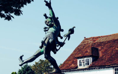 ARCHETYPE OF THE FOOL: dancing through experiences